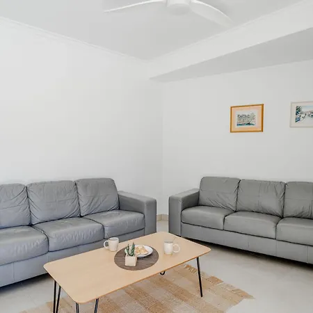Nova Soberana-2 By Interhome *